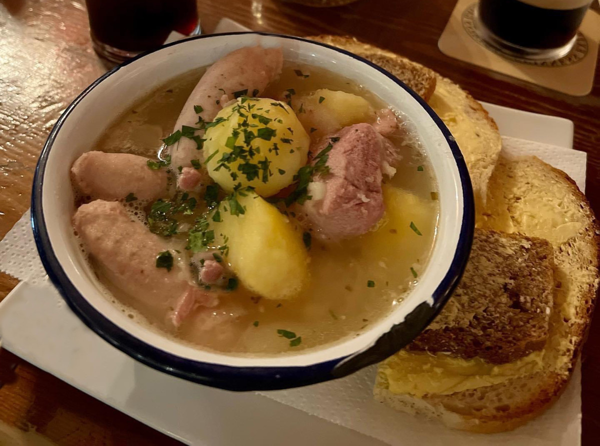 Slow Cooker Classic Dublin Coddle Butcher Magazine 