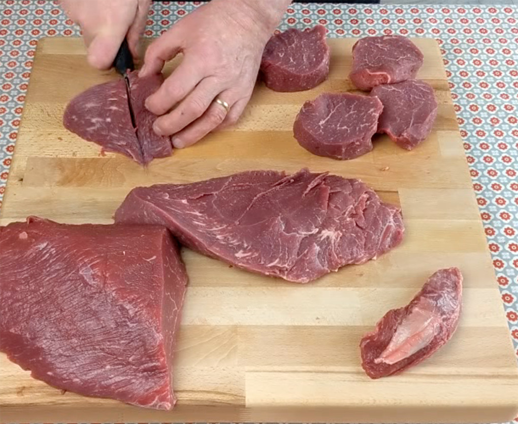 Slicing Knuckle Medallion Steaks
